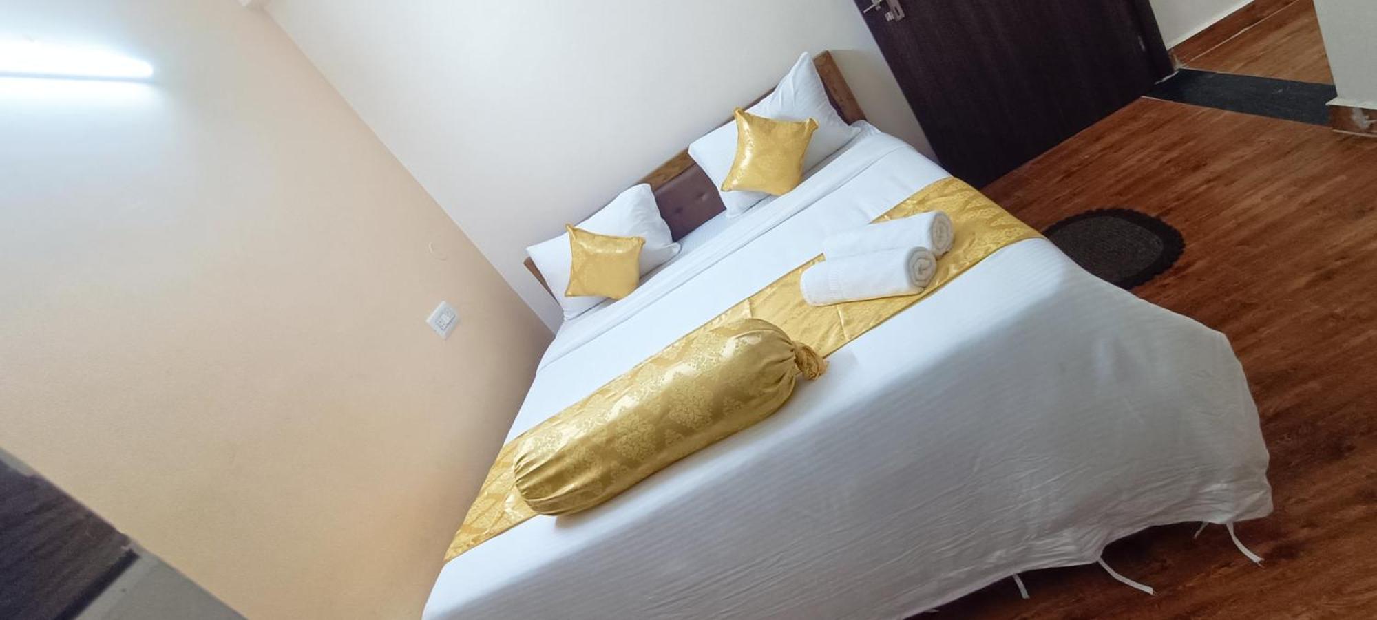 Hotel Vip Prime Puri Esterno foto