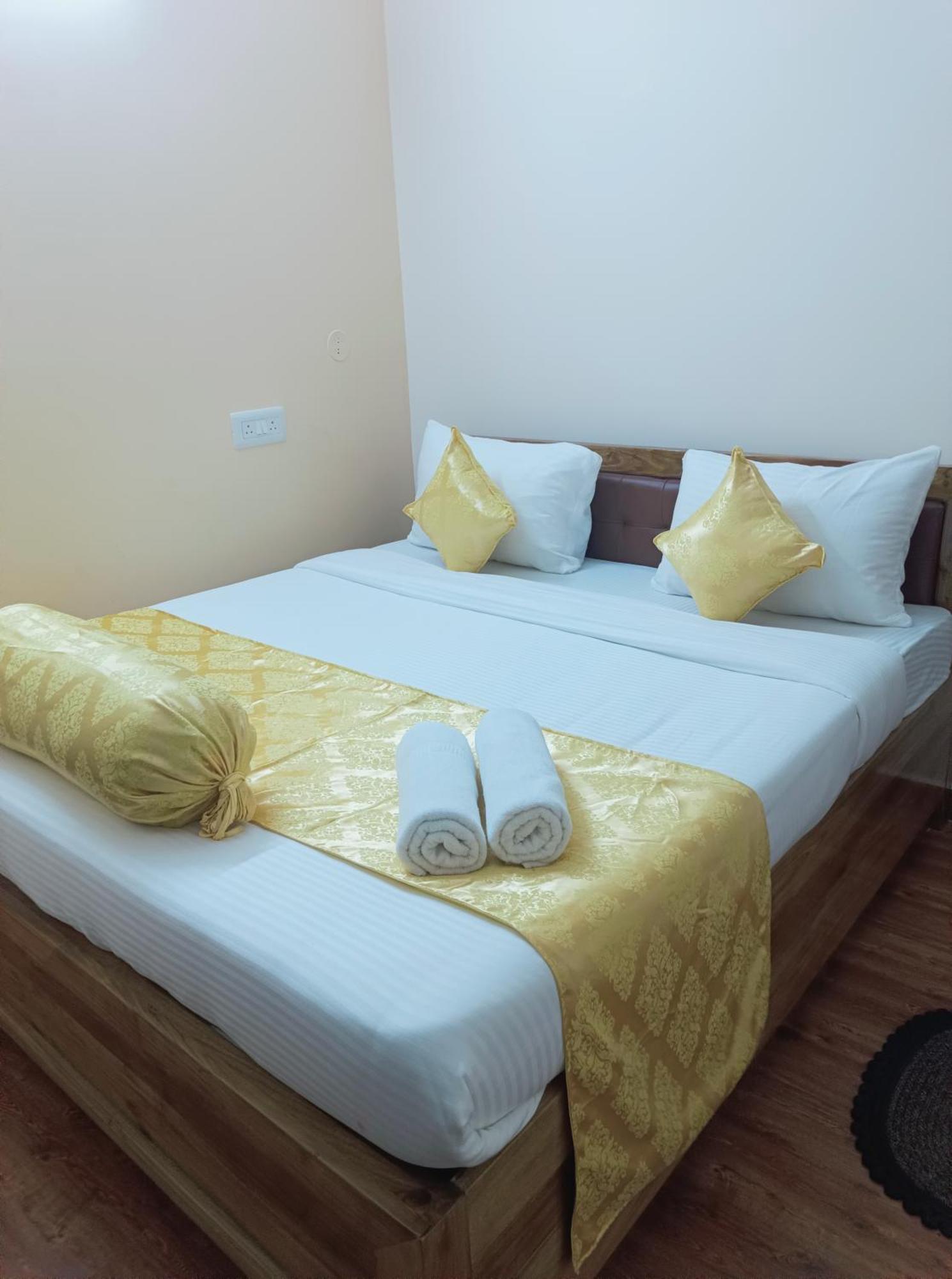 Hotel Vip Prime Puri Esterno foto